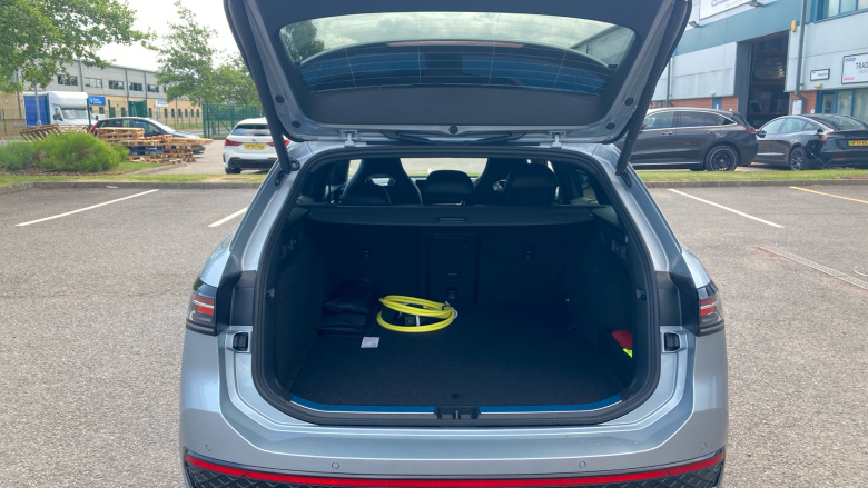 Volkswagen Passat 1.5 TSI eHybrid R-Line 5dr DSG Estate